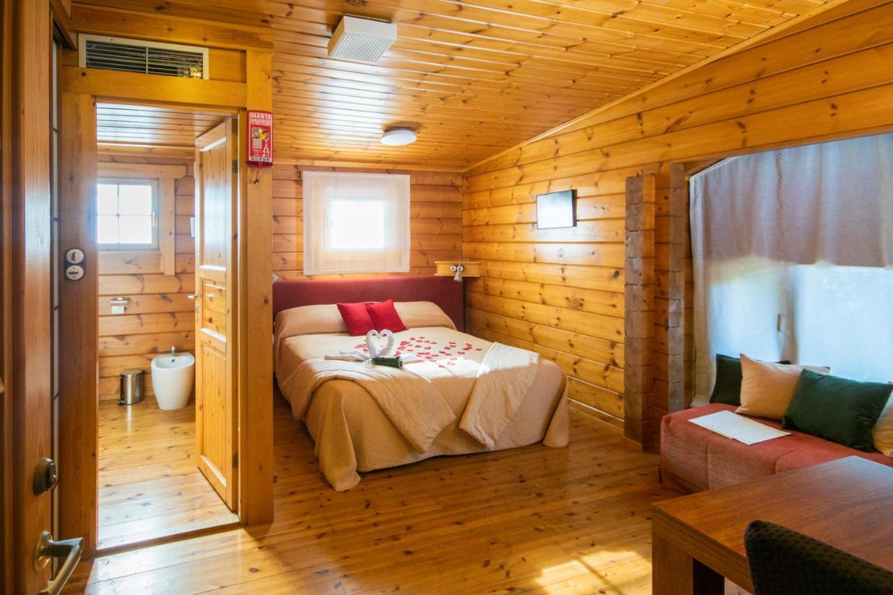Hotel Somlom - Eco Friendly Montseny Сант-Эстеве-де-Палаутордера Экстерьер фото