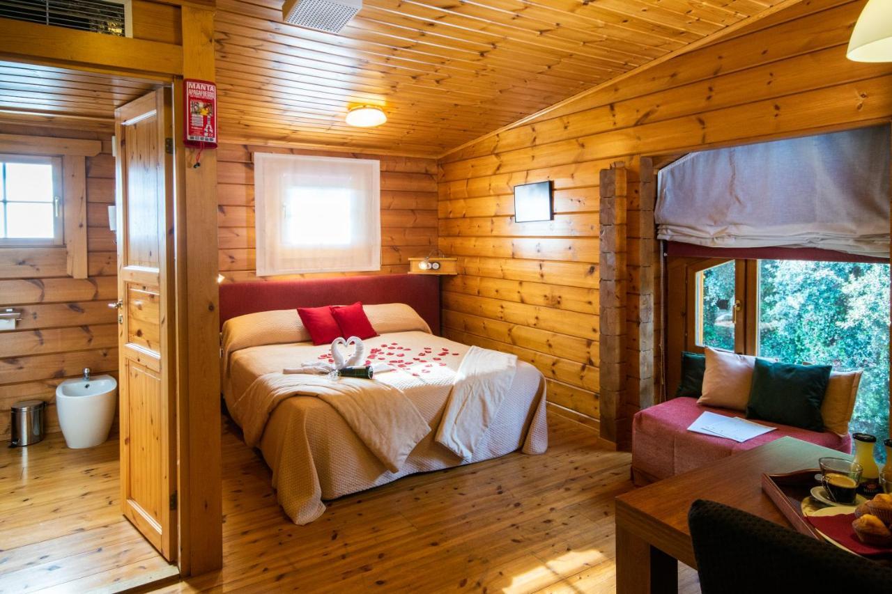Hotel Somlom - Eco Friendly Montseny Сант-Эстеве-де-Палаутордера Экстерьер фото