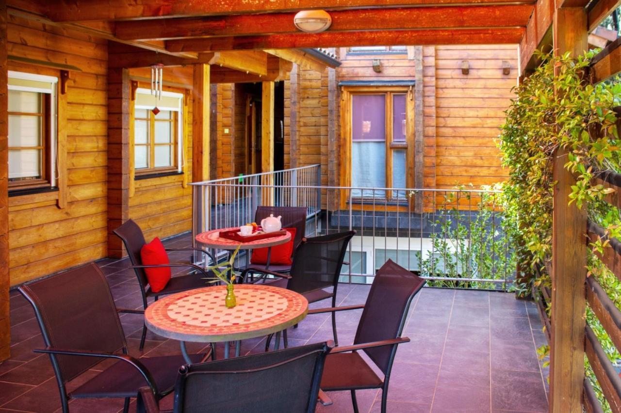 Hotel Somlom - Eco Friendly Montseny Сант-Эстеве-де-Палаутордера Экстерьер фото