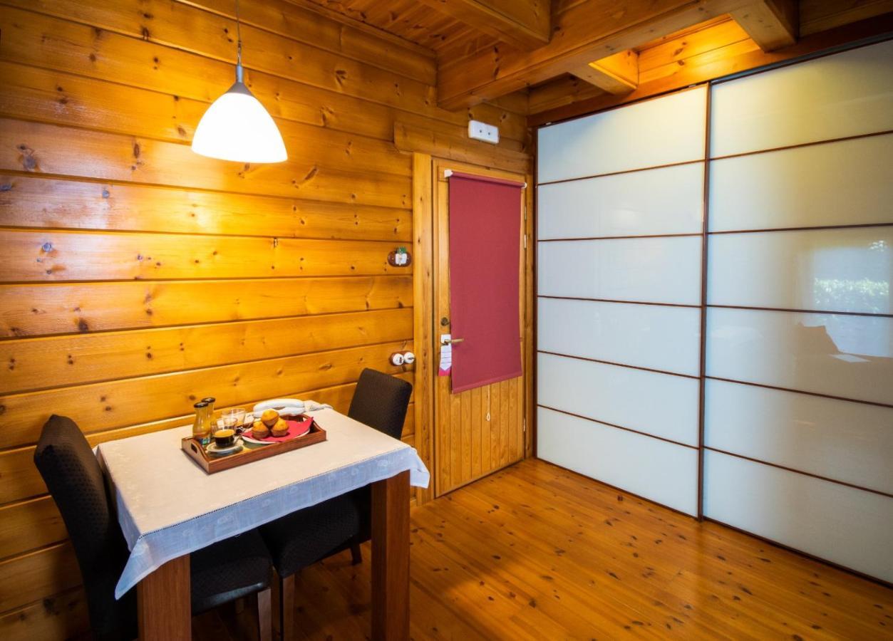 Hotel Somlom - Eco Friendly Montseny Сант-Эстеве-де-Палаутордера Экстерьер фото